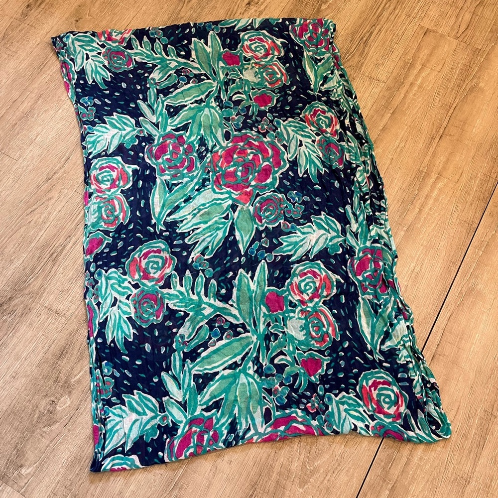 Lilly Pulitzer Vibrant Patterned Infinity Scarf -… - image 8